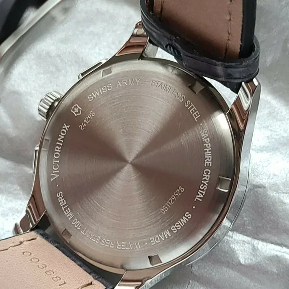 Victorinox Swiss Army Alliance Chronograph Watch 241298 $595 MSRP NEW in Box - Picture 6 of 12